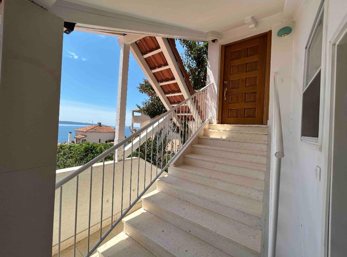 Trogir Ciovo Big Seaview Apartment Near The Sea מראה חיצוני תמונה
