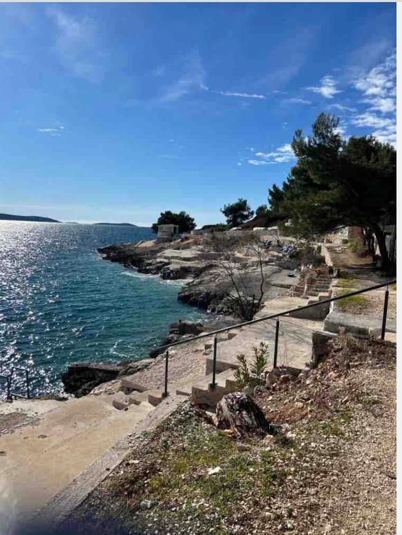 Trogir Ciovo Big Seaview Apartment Near The Sea מראה חיצוני תמונה