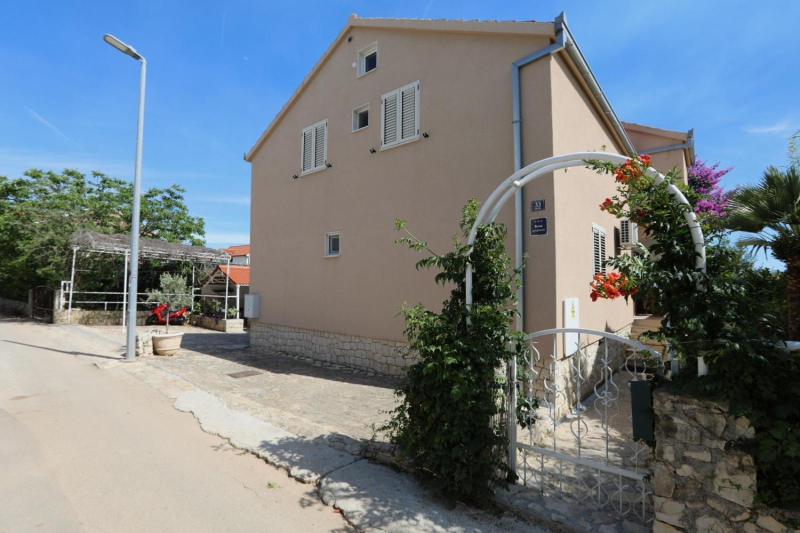 Trogir Ciovo Big Seaview Apartment Near The Sea מראה חיצוני תמונה